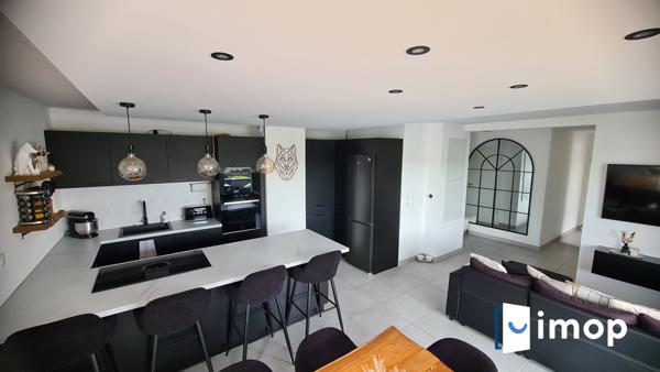 Appartement lumineux en parfait état avec TERRASSE