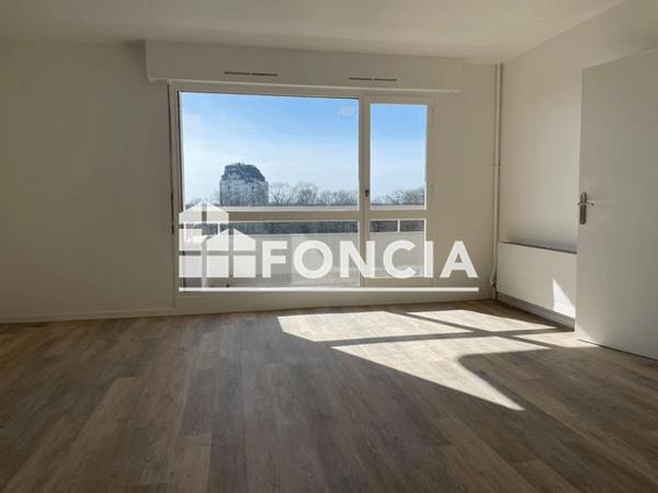 Location Appartement 3 pièces 72.36 m² - 1 RUE DE CHAMBORD Orleans 45000