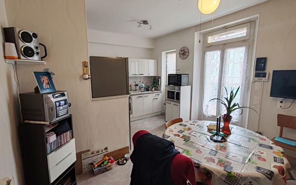 Maison à vendre    4 pièces •  Épernay