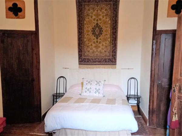 Maison historique avec jardin dans d'un village typique