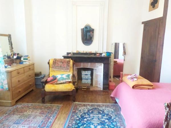 Maison historique avec jardin dans d'un village typique