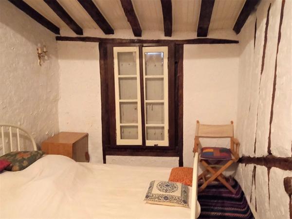 Maison historique avec jardin dans d'un village typique