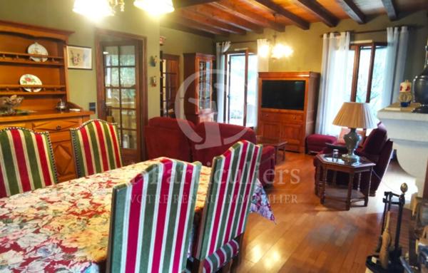 Maison 6 pièces 157 m2 avec piscine et 1 hectare de terrain