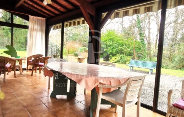 Maison 6 pièces 157 m2 avec piscine et 1 hectare de terrain