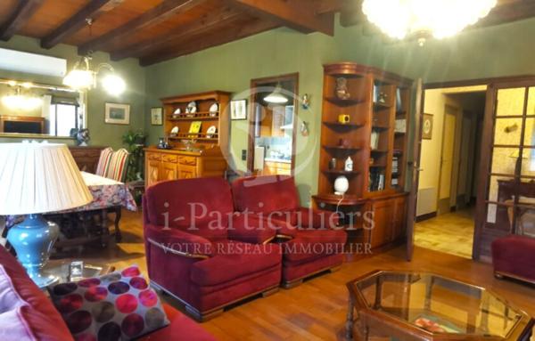 Maison 6 pièces 157 m2 avec piscine et 1 hectare de terrain