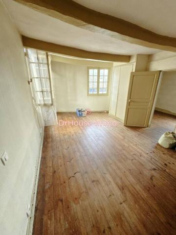 Immeuble à vendre 6 pièces de 140 m²