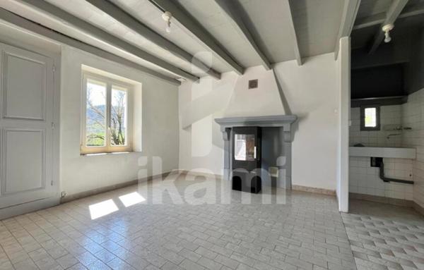 Maison 5 pièces - St Etienne de Crossey  - 118 m2 habitables