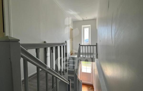 Maison 5 pièces - St Etienne de Crossey  - 118 m2 habitables