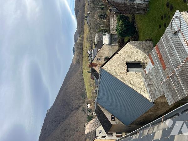 T1 bis en duplex de 31.23 m², casier à ski,  avec vues sur les montagnes, à Sainte-Marie-de-Campan.