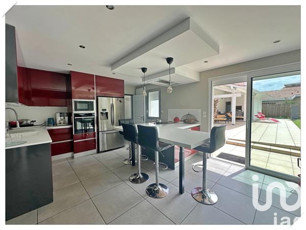 Maison à vendre 7 pièces 192 m² Gujan-Mestras