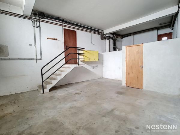 À vendre Maison de 220 m² avec jardin et double garage, en plein centre de Condom