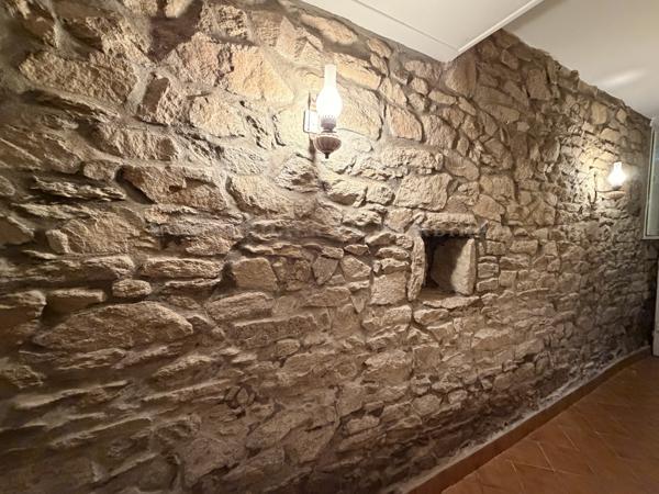 Saint-Armel (56450) Au cœur d’un village typique du Golfe du Morbihan.