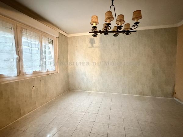 Saint-Armel (56450) Au cœur d’un village typique du Golfe du Morbihan.