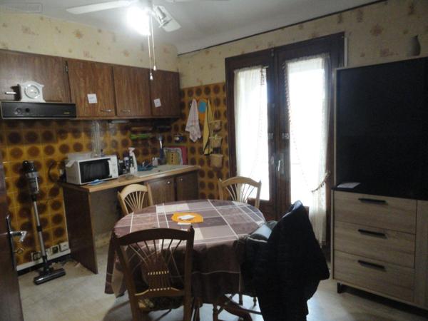 Maison à vendre à Saint-Gilles dans le Gard (30800), ref : 11411/398