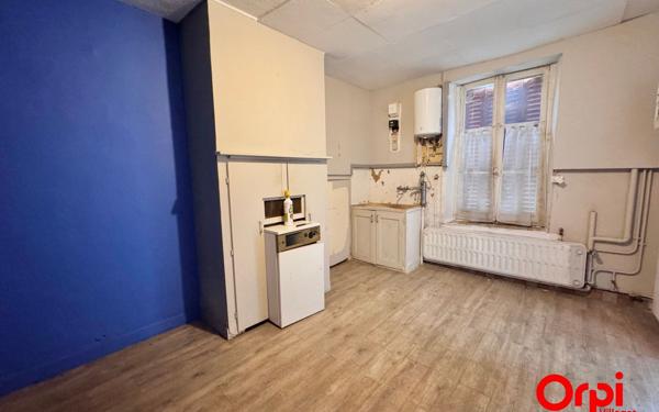 Maison à vendre    2 pièces •  Saint-Michel