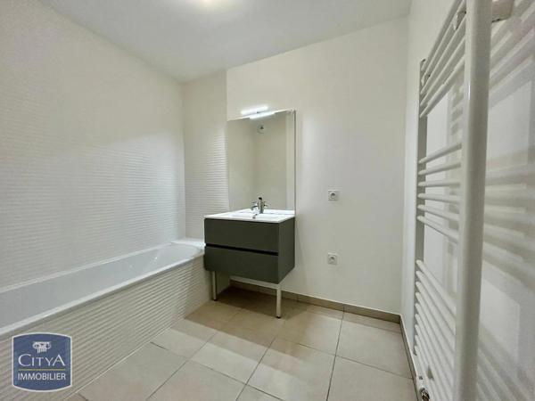 Appartement à louer 3 pièces 56.06m²