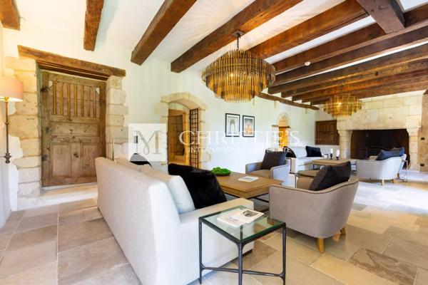 Dordogne – Magnifique château du XVème et XVIIème siècle