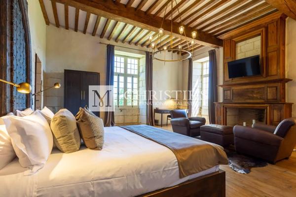 Dordogne – Magnifique château du XVème et XVIIème siècle