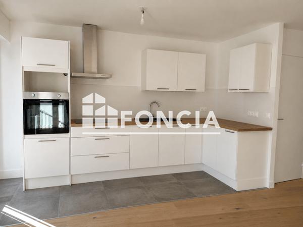 Location Appartement 3 pièces 73.49 m² - 12 RUE DU BOIS MERRAIN Chartres 28000