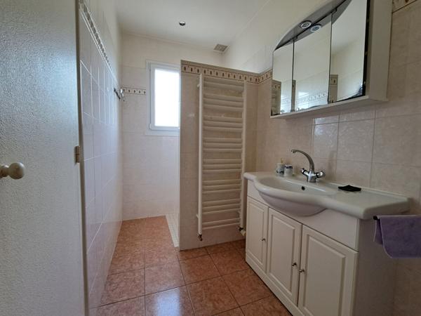 Maison de 85m² sur une parcelle de 2640m²