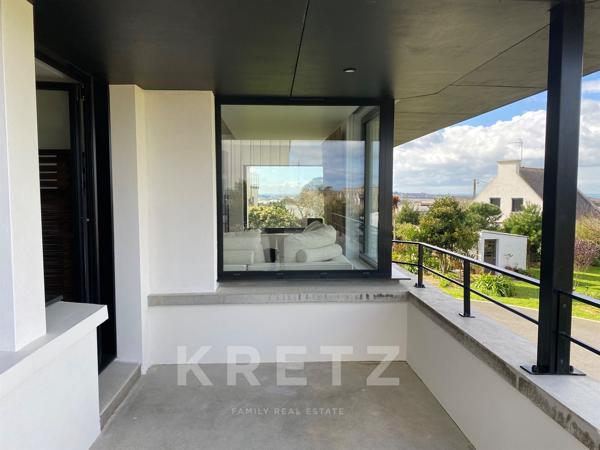 Maison d'architecte vue mer