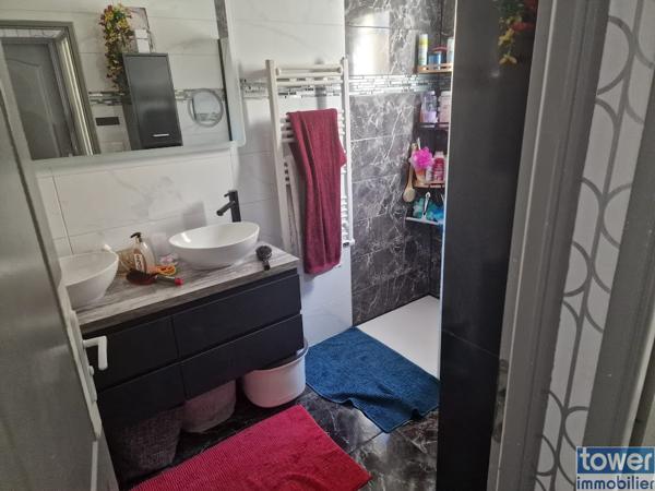 VILLA PLAIN PIED 3 CHAMBRES 1 GARAGE JARDIN