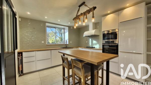 Maison à vendre 9 pièces 240 m² Saint-Avé