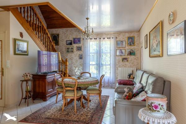 Maison à vendre |  Saint-Yrieix-la-Perche |  6 pièces | 163 m²