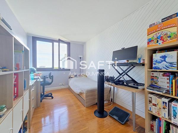 Bel appartement familial aux beaux volumes et belle vue dégagée