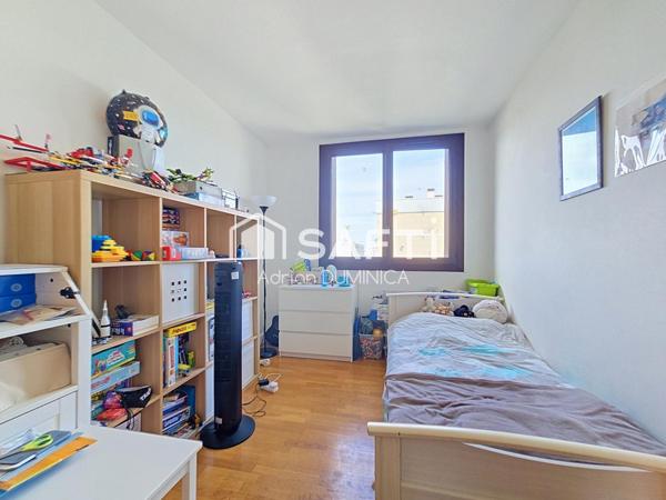Bel appartement familial aux beaux volumes et belle vue dégagée