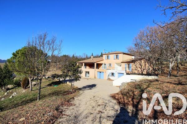 Maison à vendre 8 pièces 237 m² Saint-Sauveur-Gouvernet