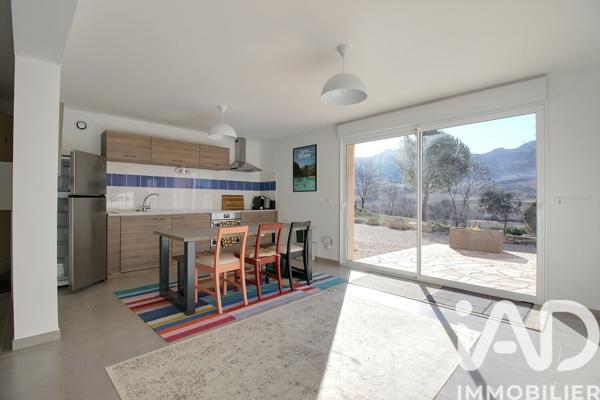 Maison à vendre 8 pièces 237 m² Saint-Sauveur-Gouvernet