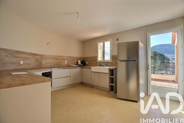 Maison à vendre 8 pièces 237 m² Saint-Sauveur-Gouvernet