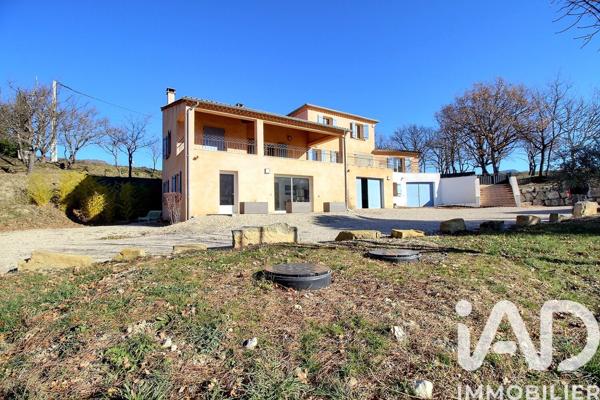 Maison à vendre 8 pièces 237 m² Saint-Sauveur-Gouvernet