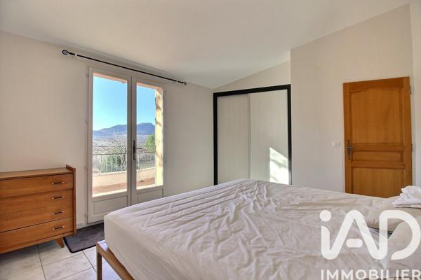 Maison à vendre 8 pièces 237 m² Saint-Sauveur-Gouvernet