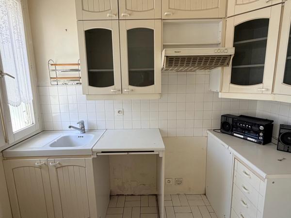 À 5 minutes du golf, 5 chambres, 3 salles de bains et un appartement