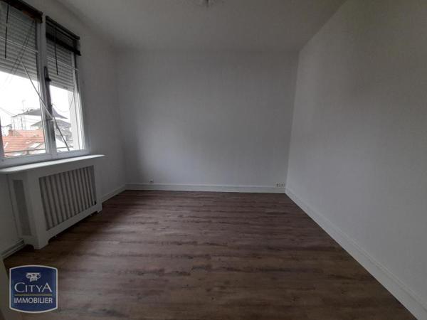 Appartement à louer 3 pièces 77.17m² Tours (37000)