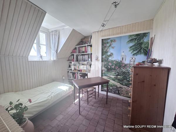 Orléans (45000) ORLEANS (45) – « Le Tilleul » - Cœur de ville - Bâtisse de caractère 290 m², 6 Chbres , bureaux – Jardin