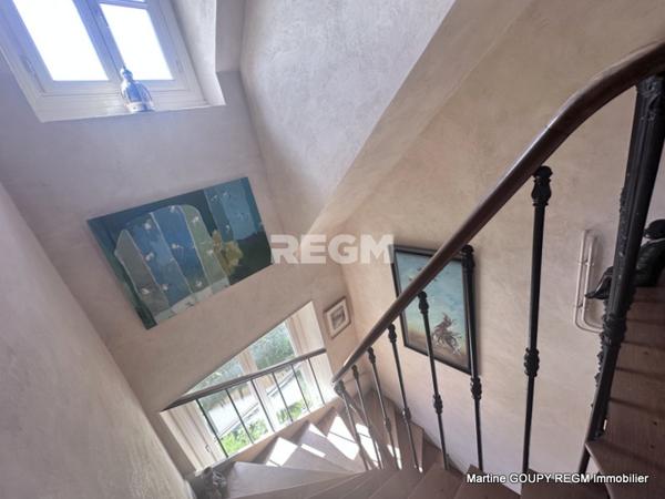 Orléans (45000) ORLEANS (45) – « Le Tilleul » - Cœur de ville - Bâtisse de caractère 290 m², 6 Chbres , bureaux – Jardin