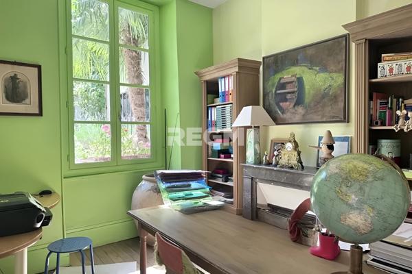 Orléans (45000) ORLEANS (45) – « Le Tilleul » - Cœur de ville - Bâtisse de caractère 290 m², 6 Chbres , bureaux – Jardin