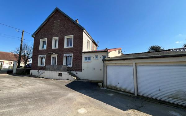 Maison à vendre    5 pièces •  Condren