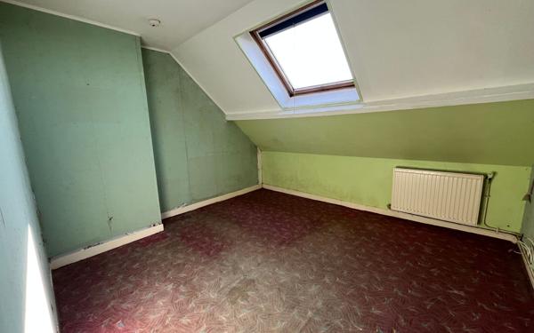 Maison à vendre    5 pièces •  Condren