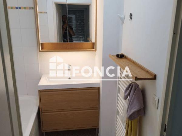 Location Appartement 2 pièces 38.35 m² - 102 RUE VICTOR HUGO Croix 59170