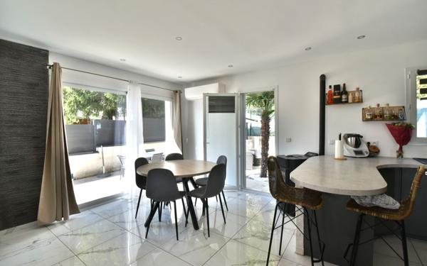 Maison à vendre    5 pièces •  Miribel