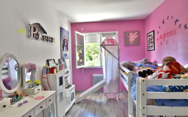 Maison à vendre    5 pièces •  Miribel