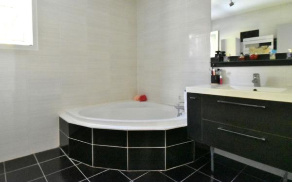 Maison à vendre    5 pièces •  Miribel