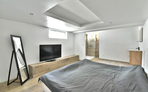 Maison à vendre    5 pièces •  Miribel