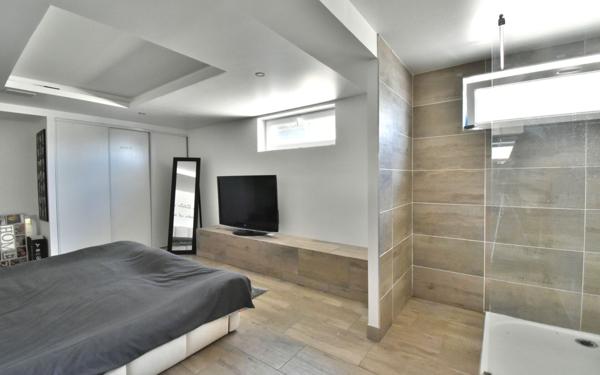 Maison à vendre    5 pièces •  Miribel