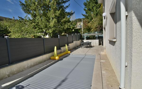 Maison à vendre    5 pièces •  Miribel