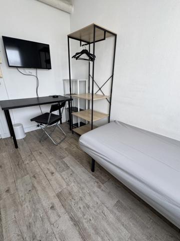 Appartement à vendre BREST Exclusivité – 4 studios – hyper centre liberté / mairie Balcon Terrasse